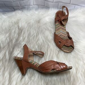 Mix Mooz Wilma Tan Burnished Leather Heels Sz 6‎